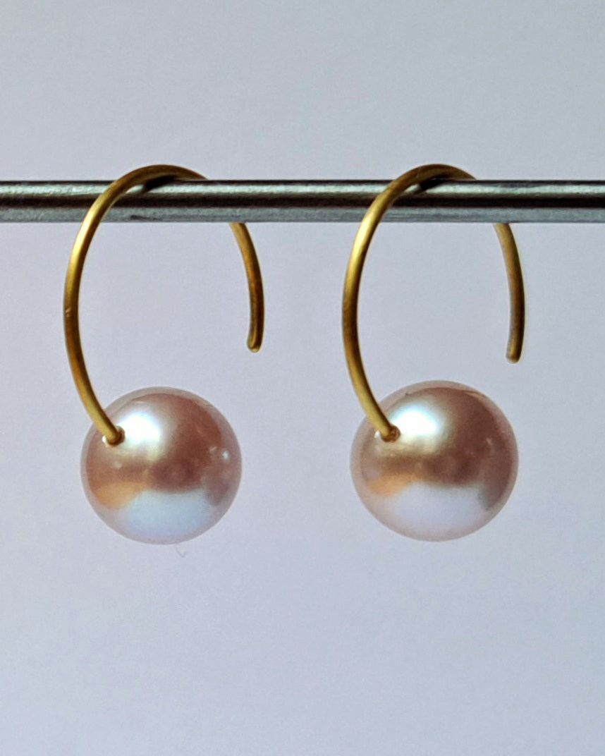 "Sphere IV" Gold and Pink Pearl Drops