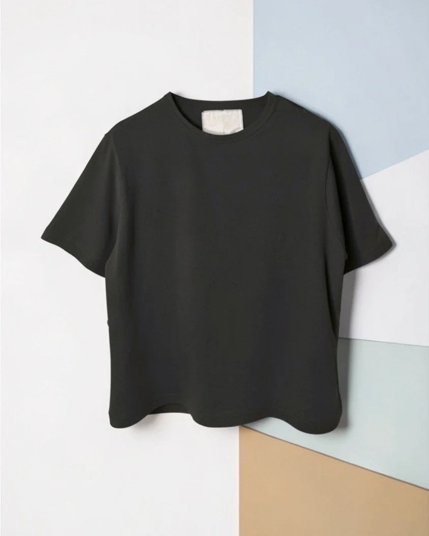 Cotton Crepe Short Sleeve Top in Black