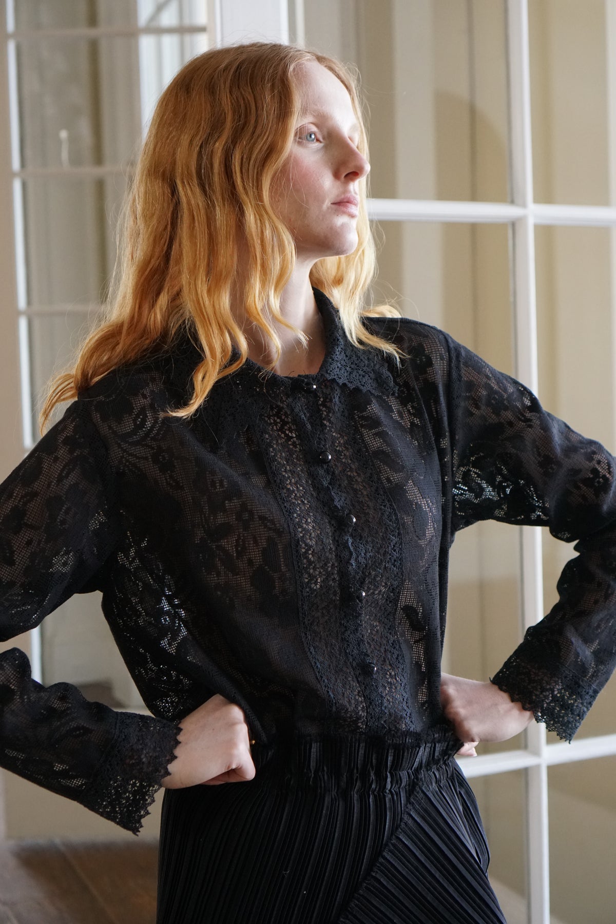 Lace Flora Top in Black