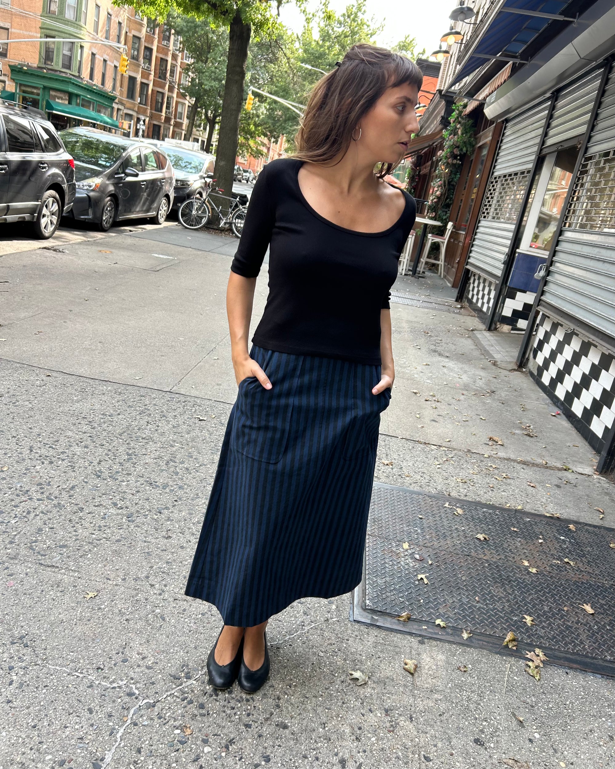 Barn Skirt in Marine/Black
