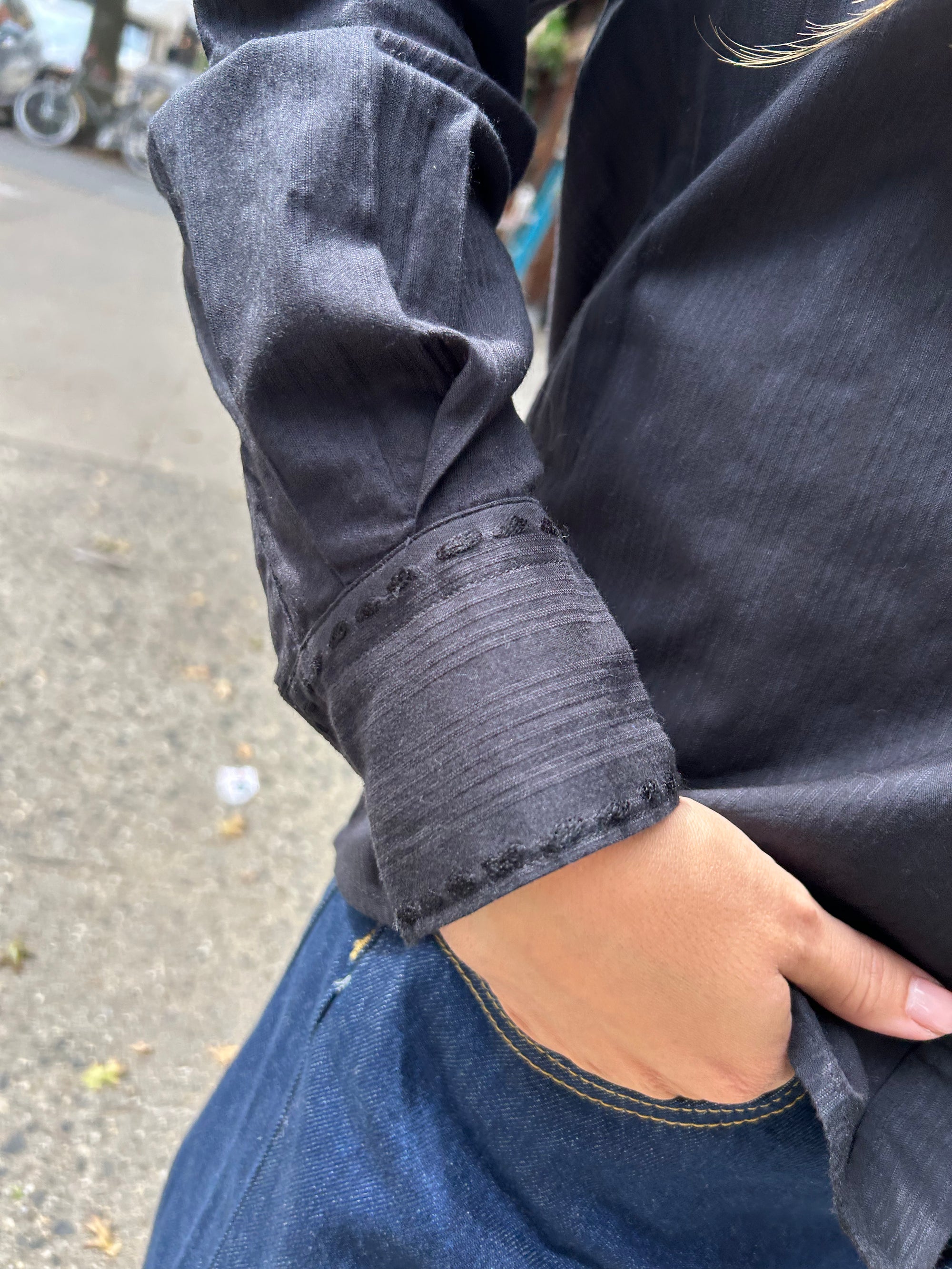 Chaba Shirt in Black