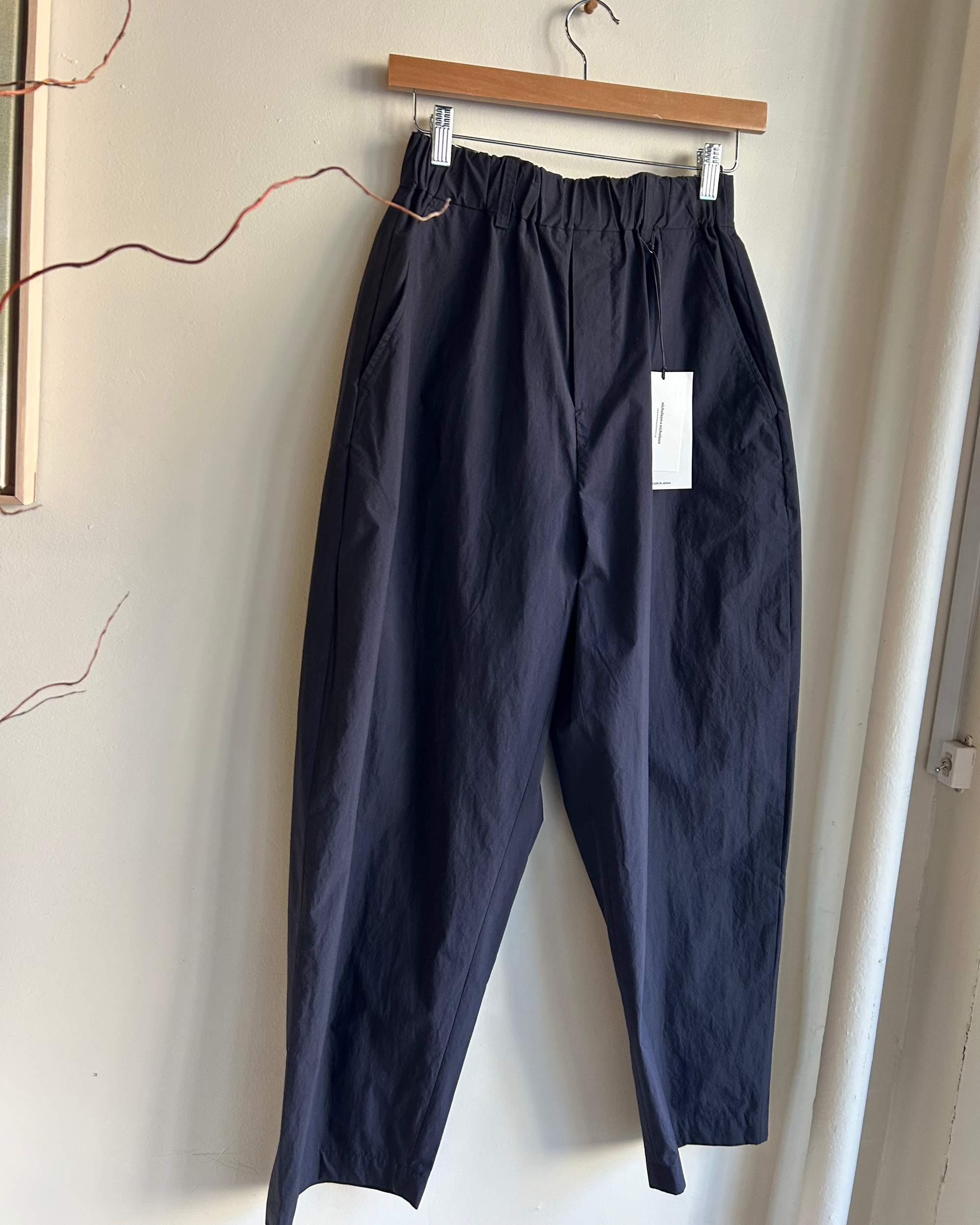 Rito Pants in Navy