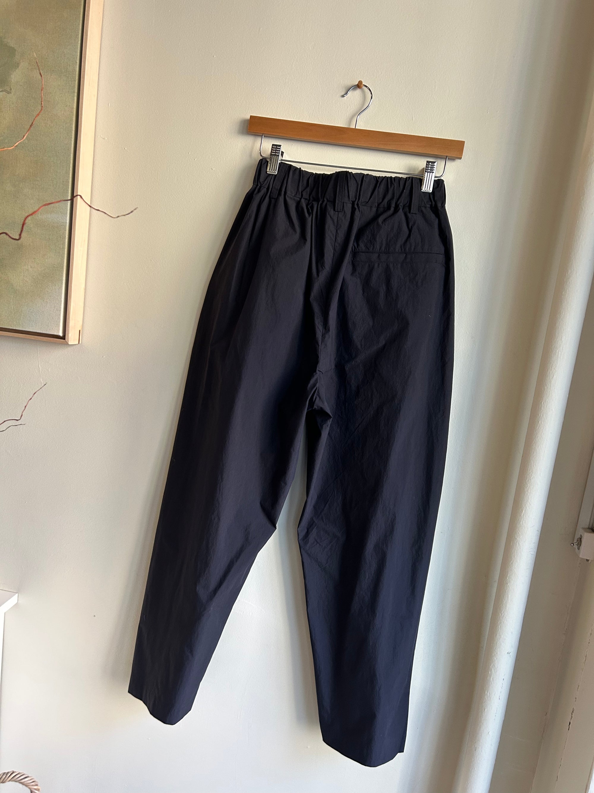 Rito Pants in Navy