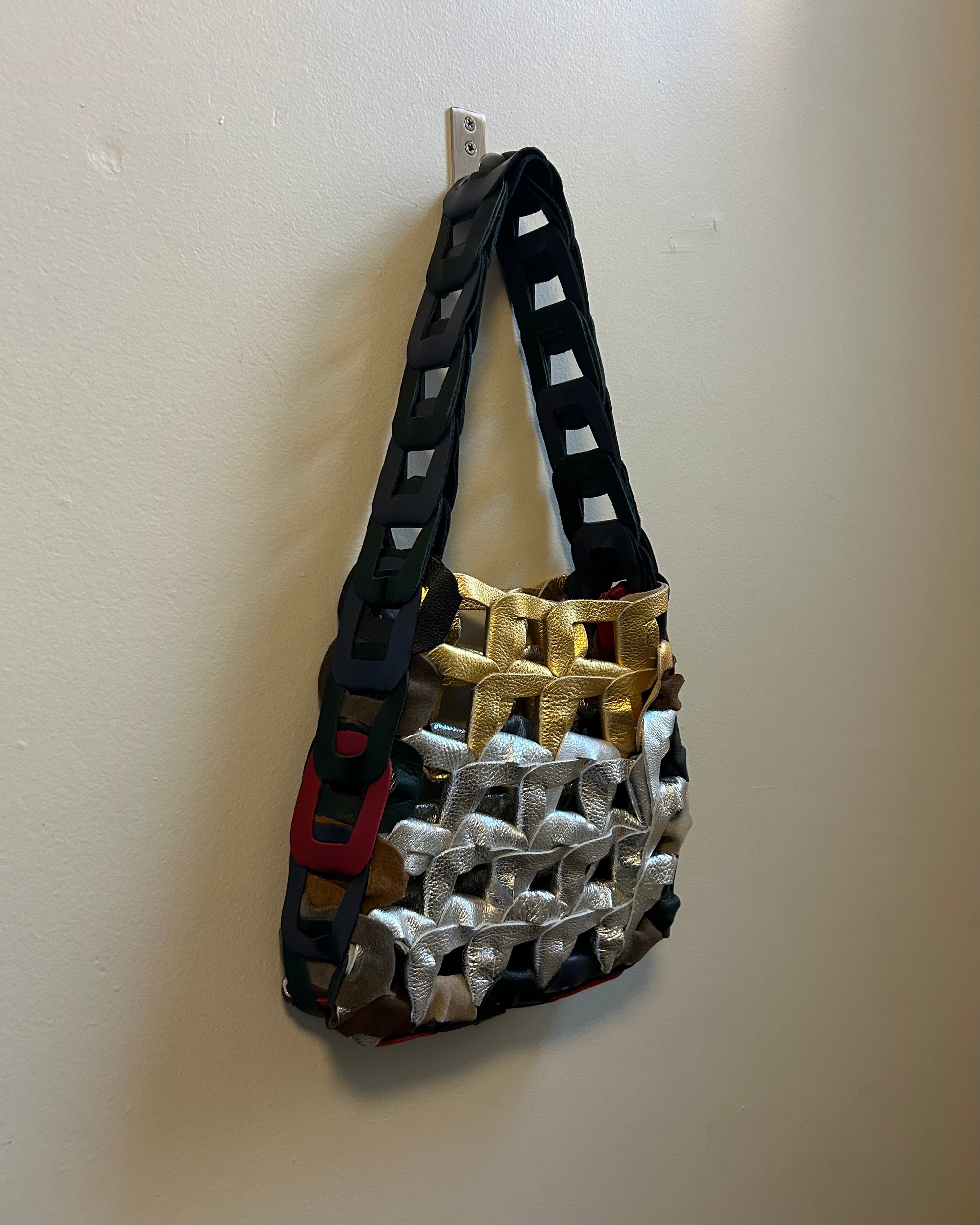 Links Tote in Treasure