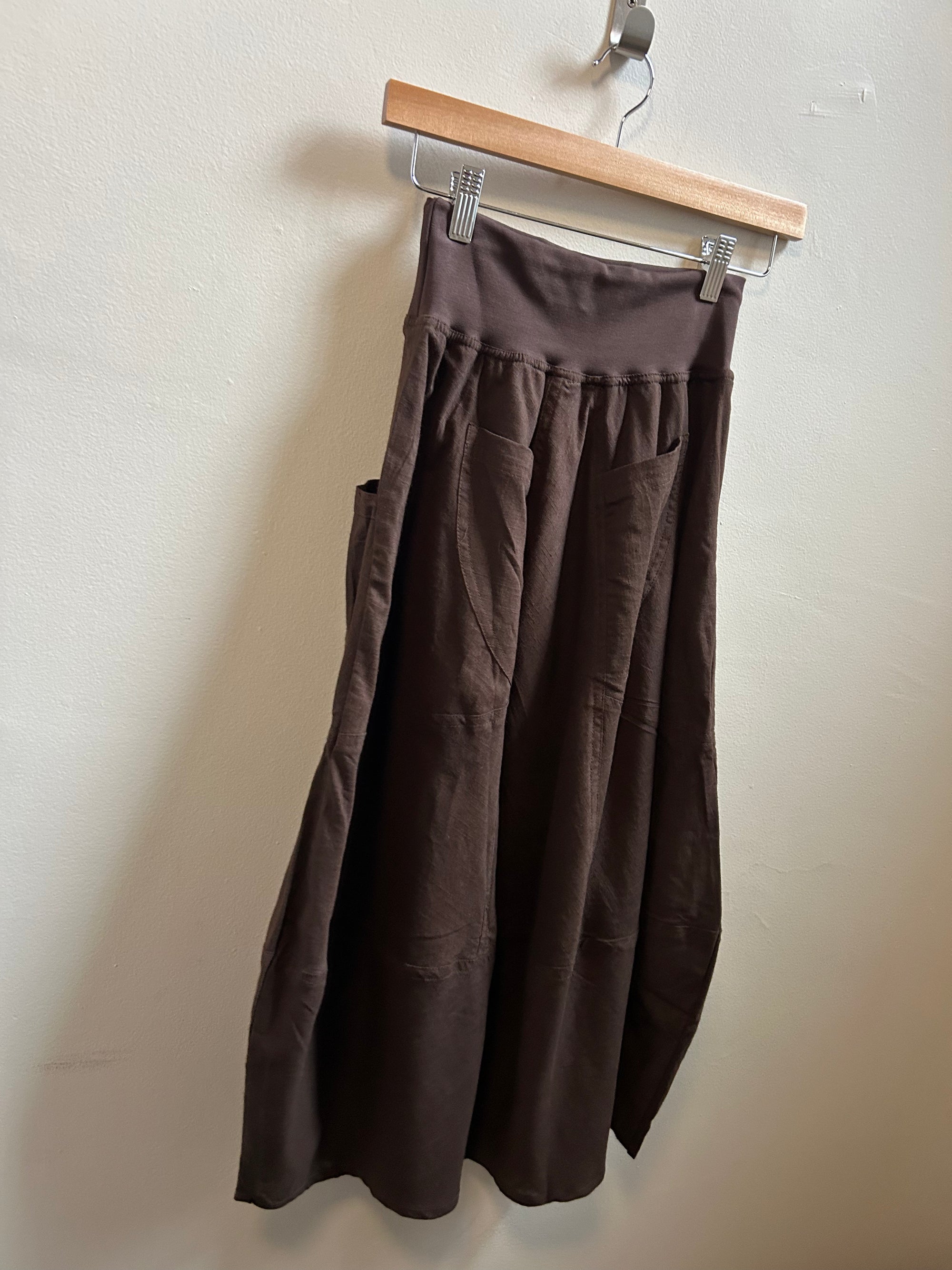 Guru Skirt in Coffee