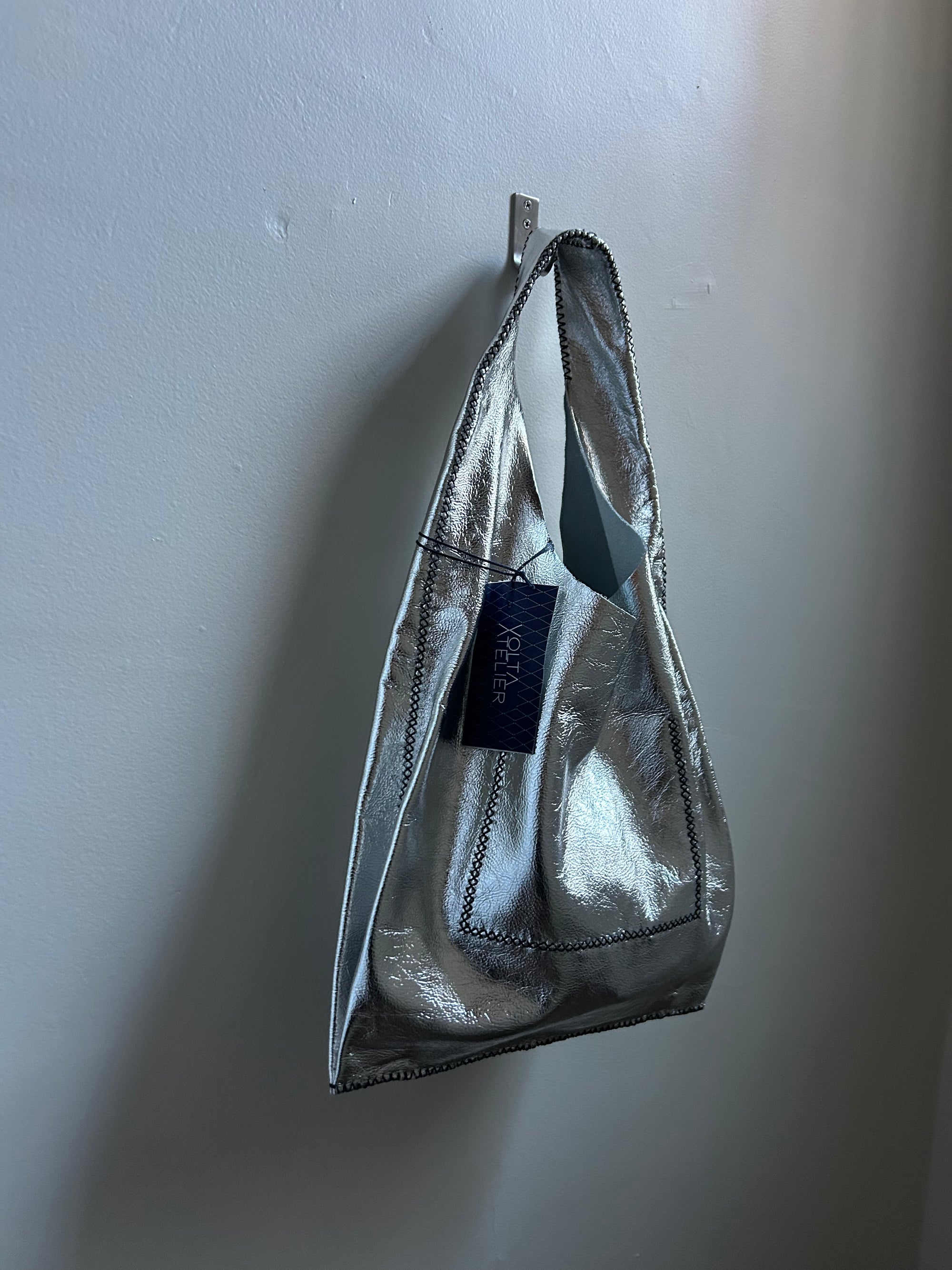 Palermo Bag in Silver Leather