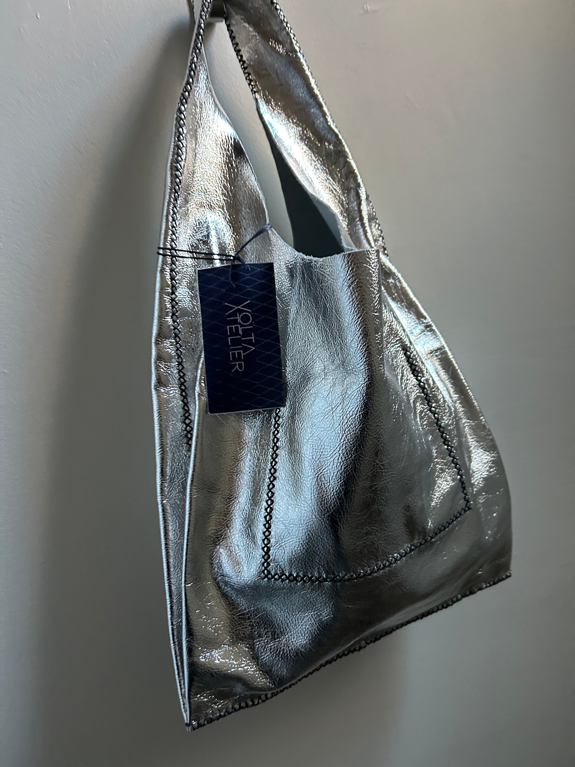 Palermo Bag in Silver Leather