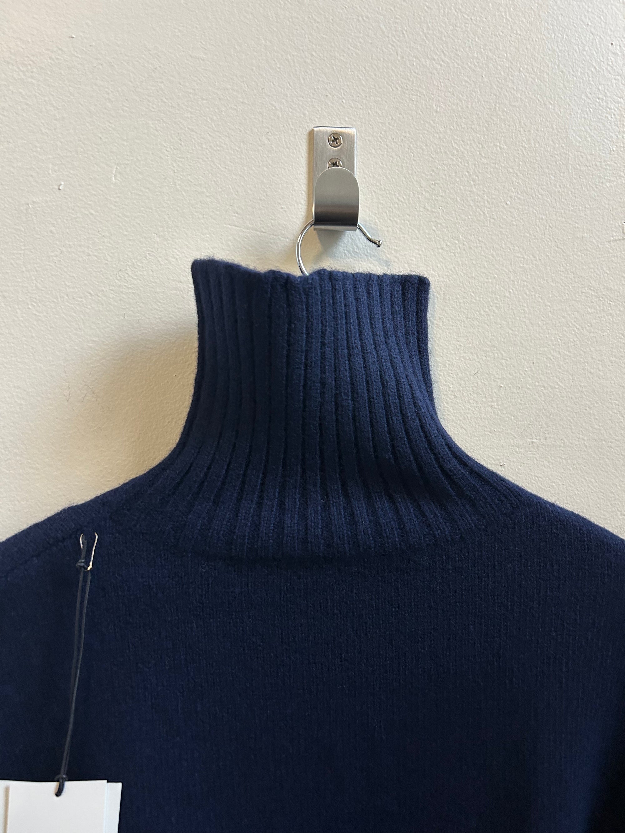 Lulu Sweater in Navy