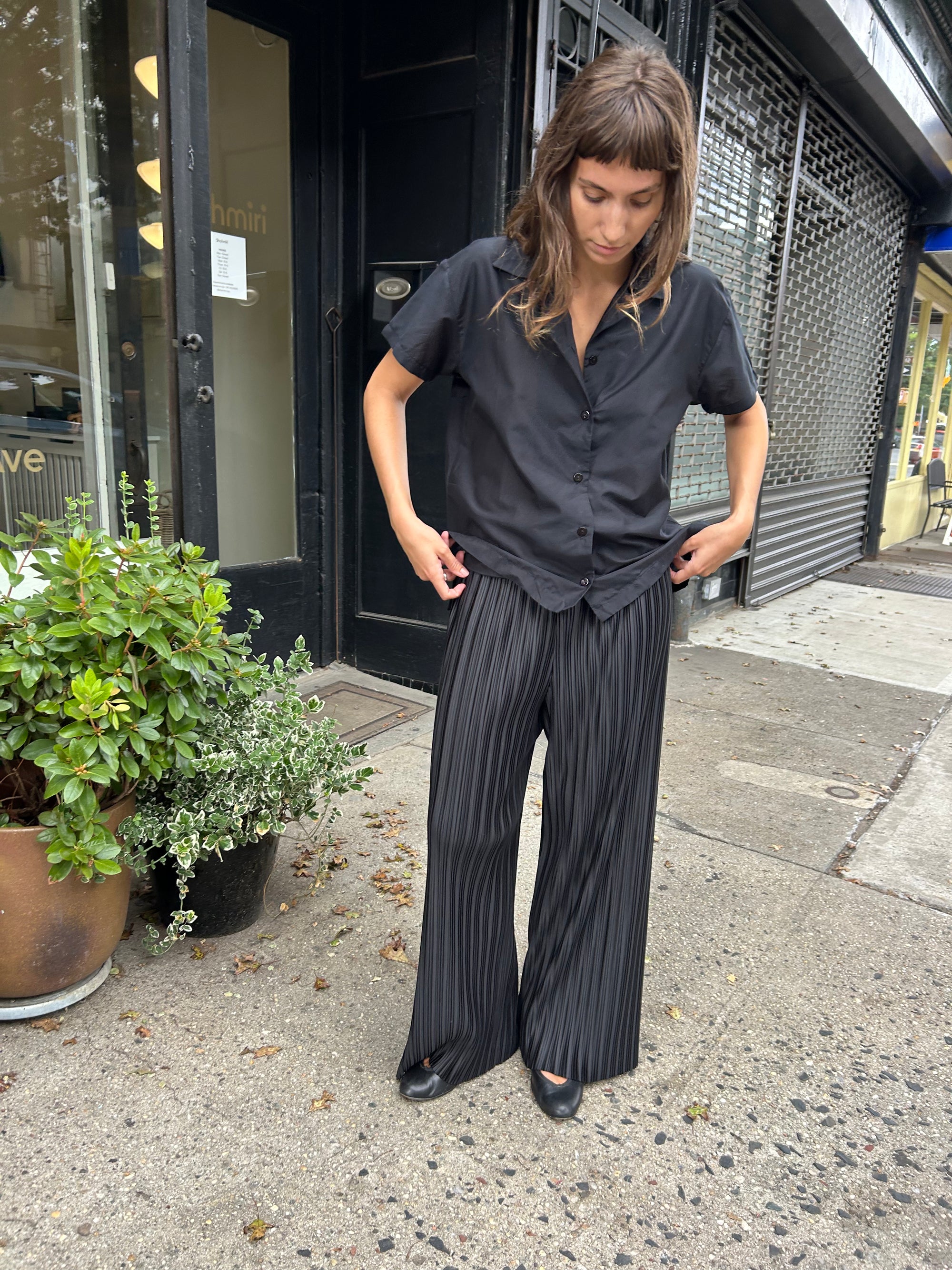 Cotton Silk Short Sleeve Shirt in Black