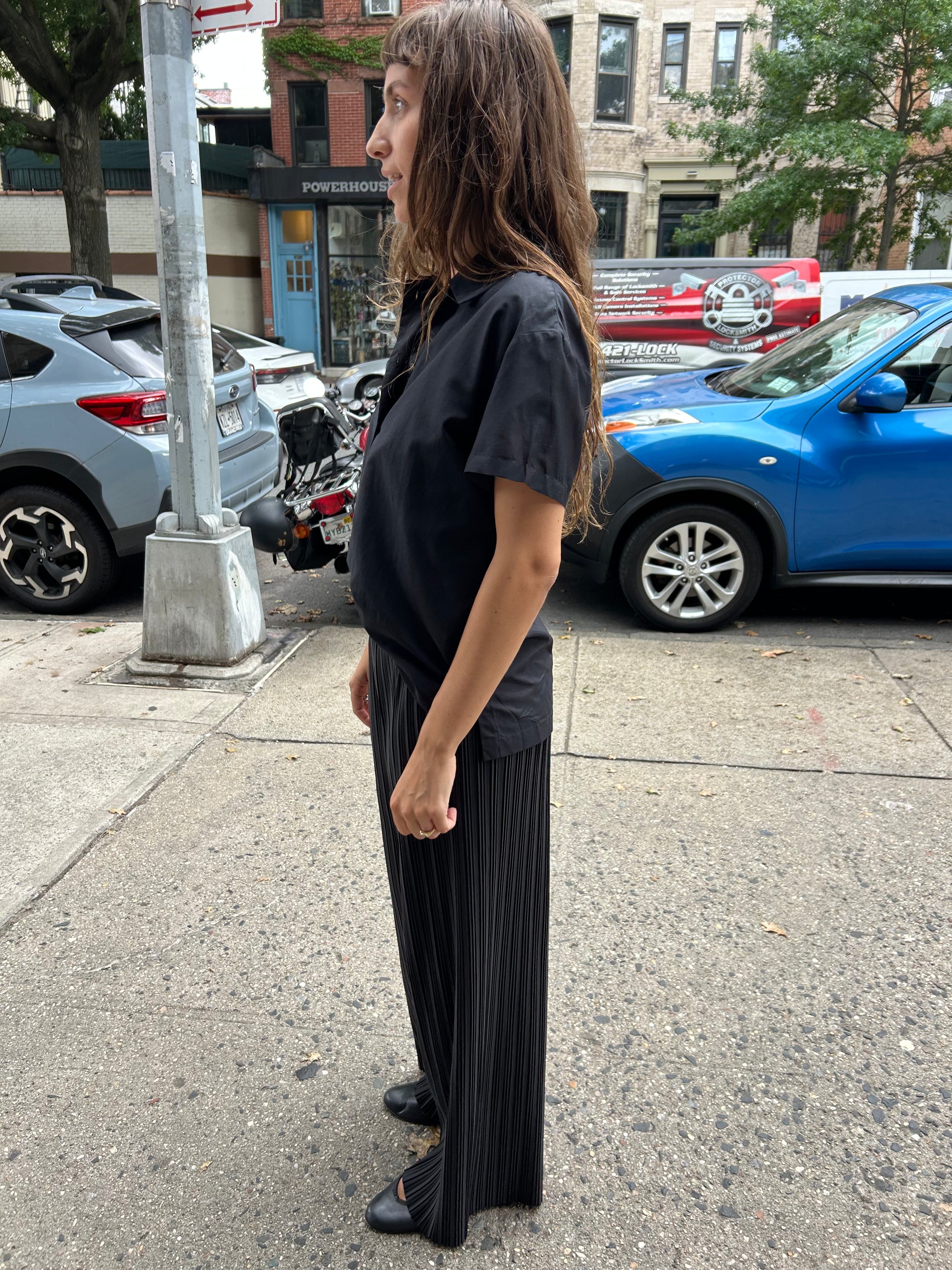 Sadie Pleated Pant in Black