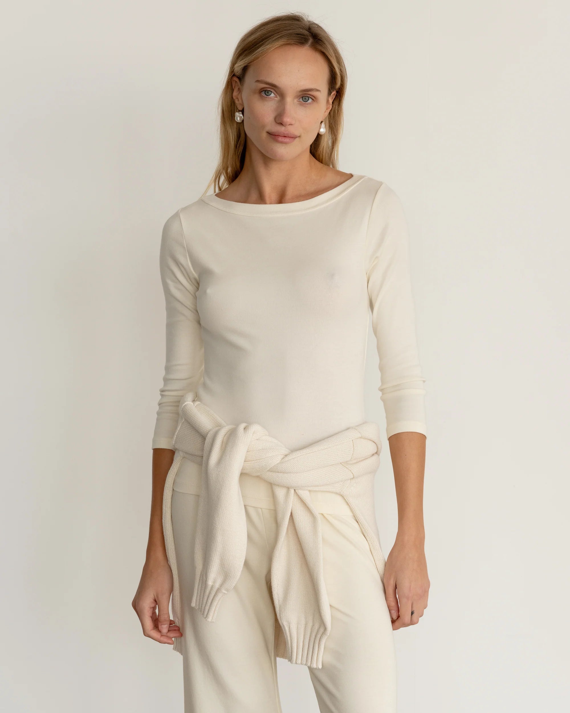 The Baby Rib Boat Neck in Creme