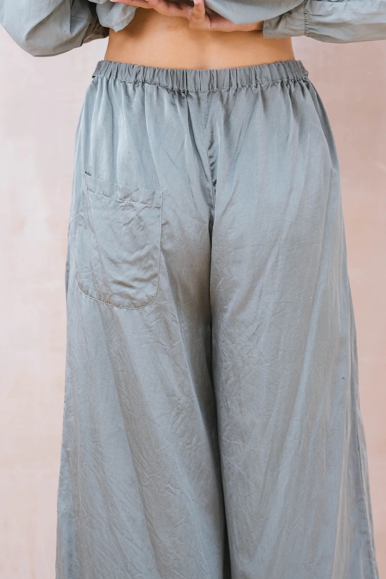 Mud Pants in Silk Shadow