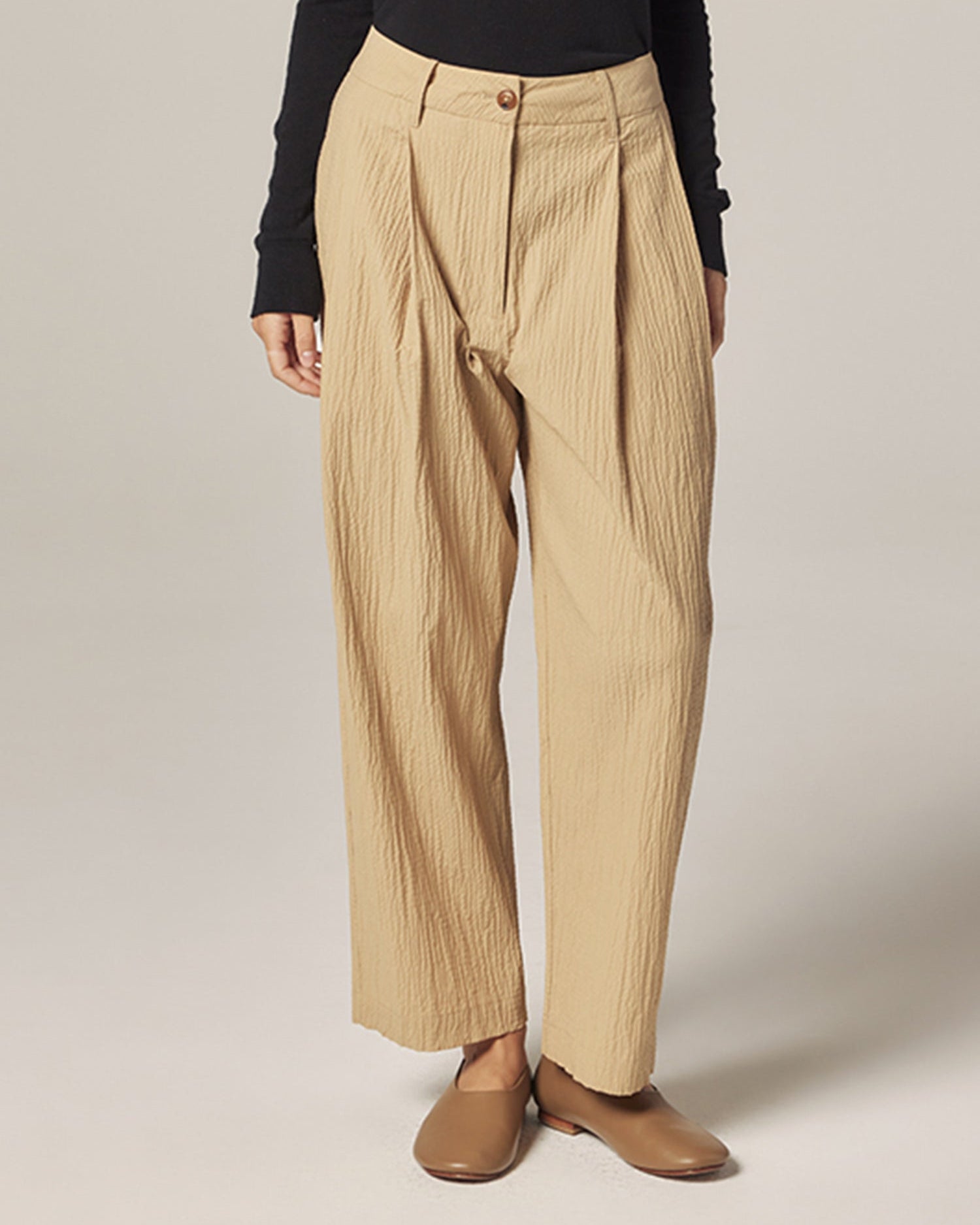 Simple Pleat Pants in Tan