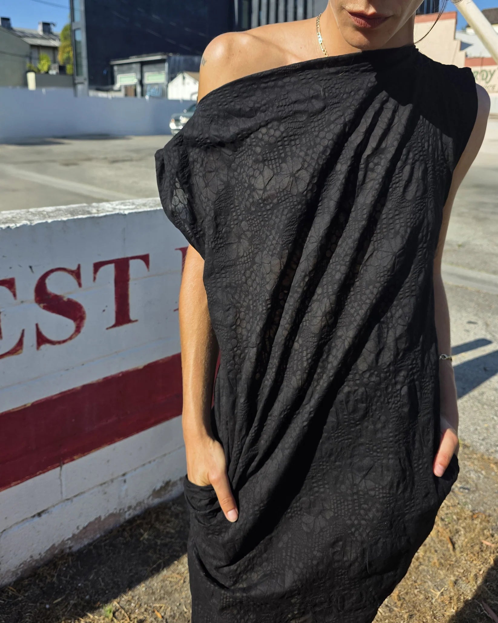 Pinch Shift in Black Floral Textured Cotton