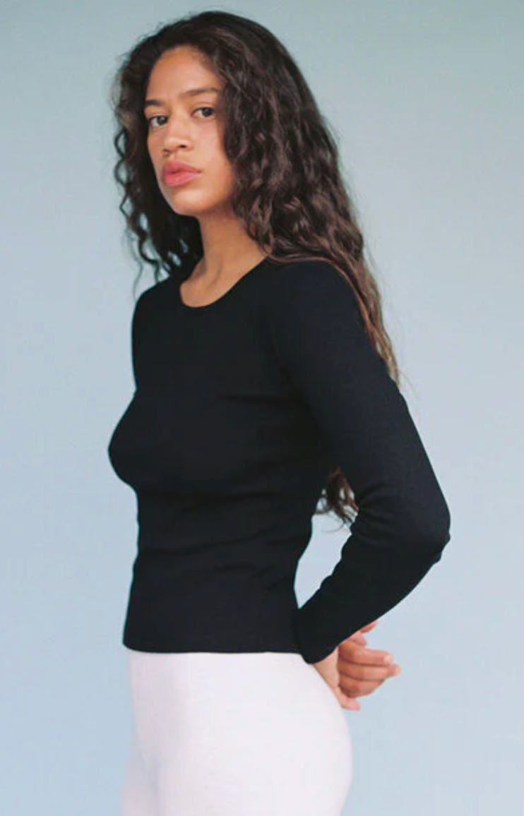 Long Sleeve Bellevue Tee in Black