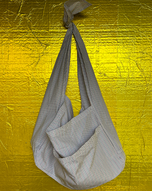 Cocoon Knot Sac in Lucent