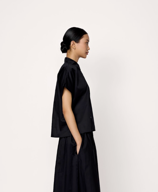 Relaxed Shirt in Black
