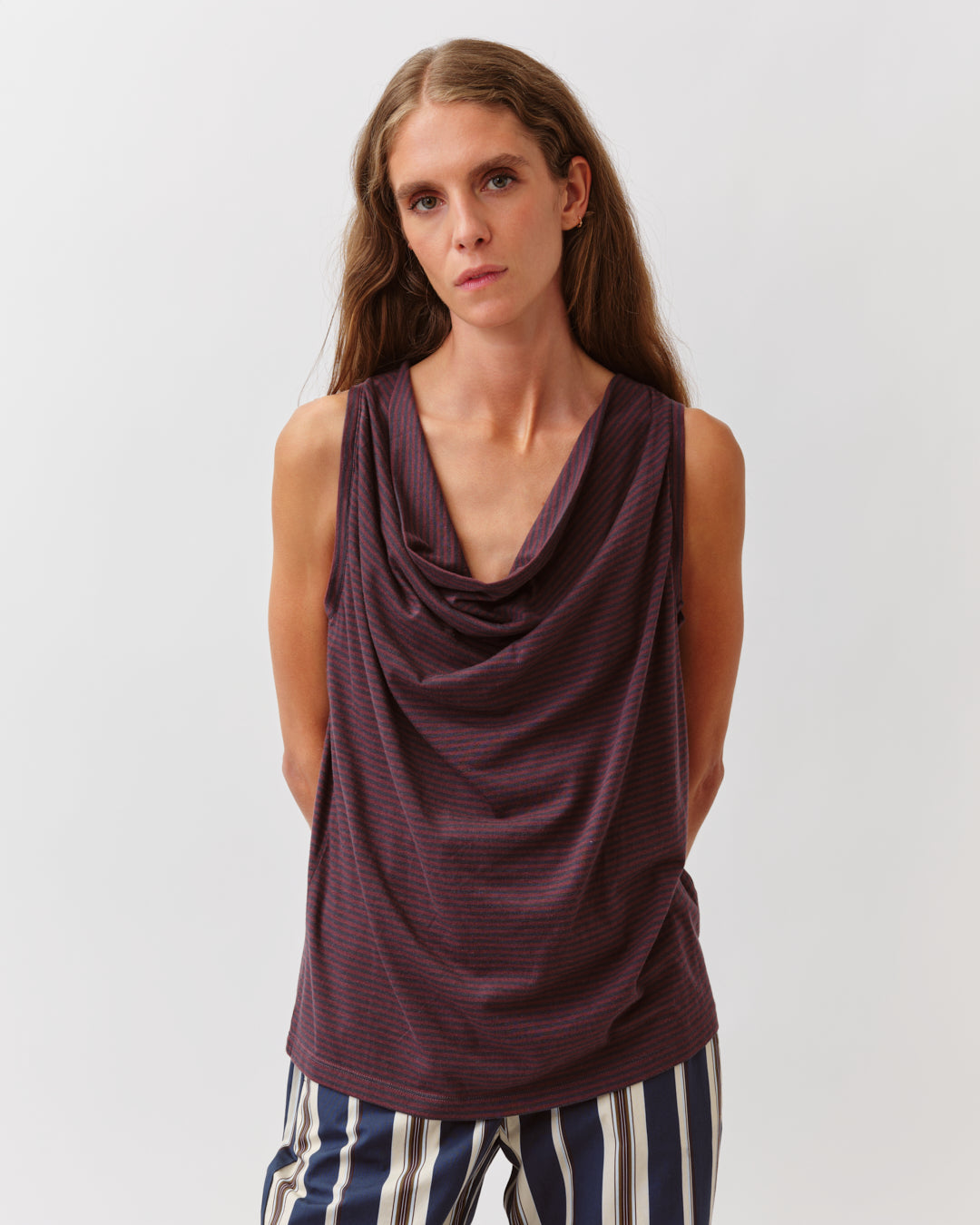 Tenio Top in Marine & Prune
