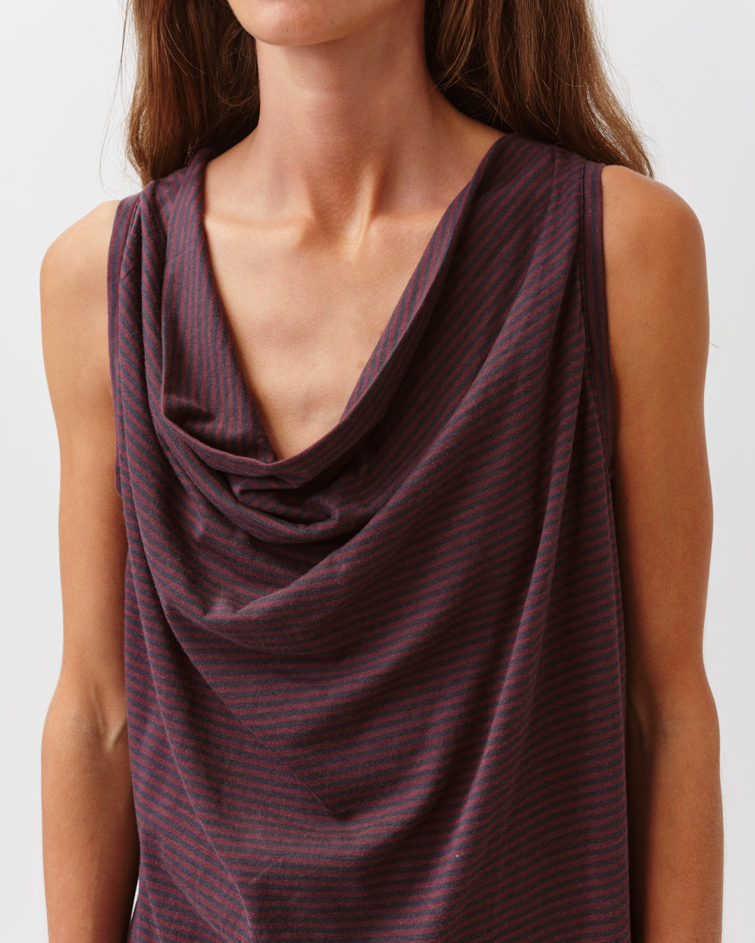 Tenio Top in Marine & Prune