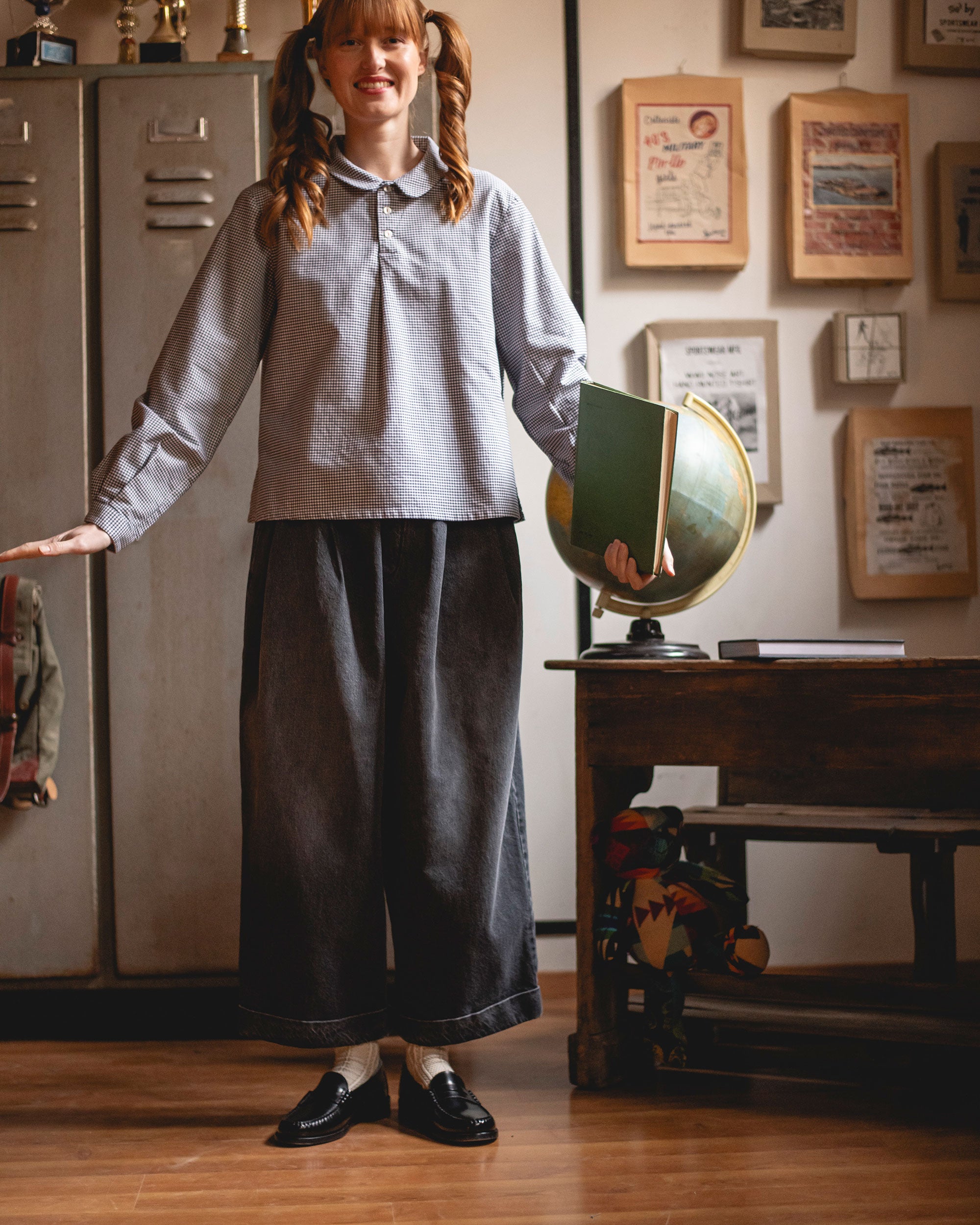 Type 142 Oxford Undergrad Shirt in Black Check