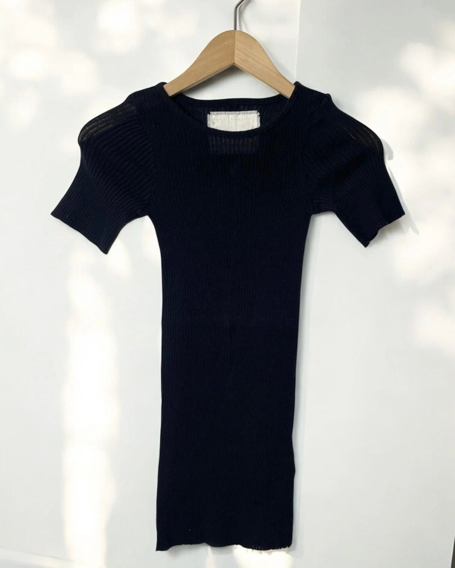 Gauze Rib Tube Short Sleeve in Black