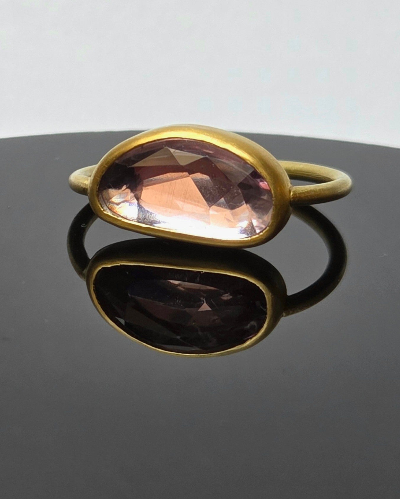 “Sapphire Neat IX” Gold and Peach Madagascar Sapphire Ring