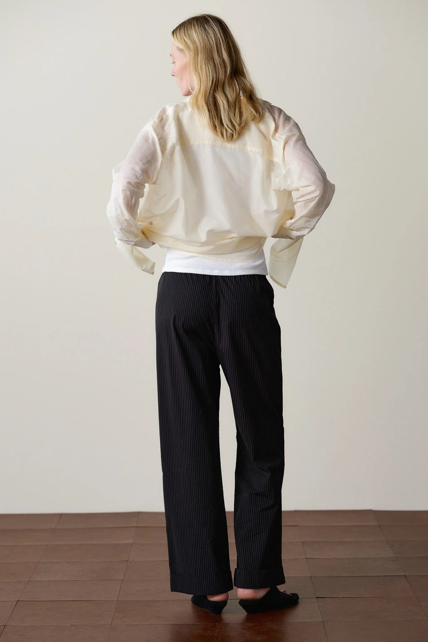 The Pop Pinstripe Simple Pant in Jet