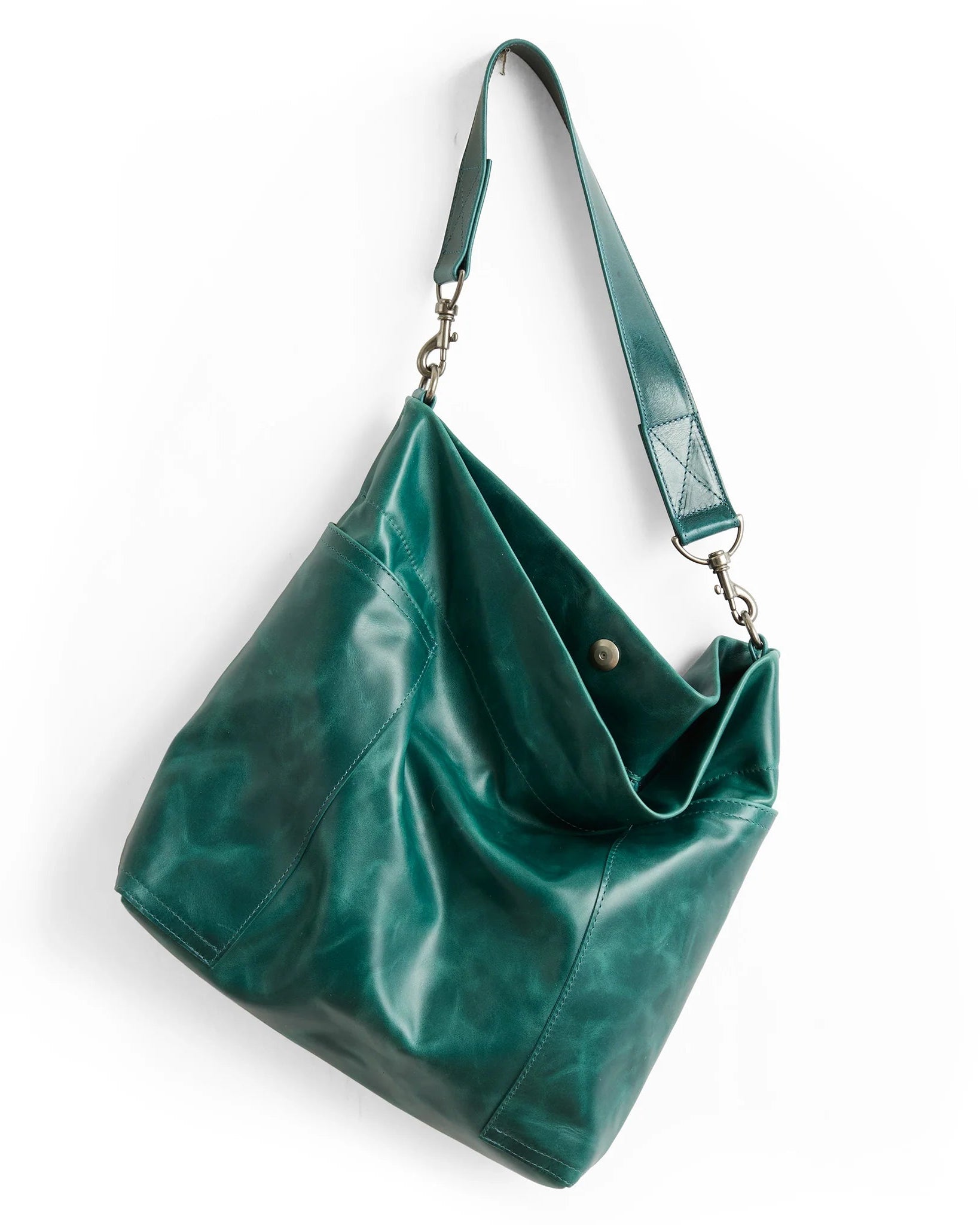 Lotus Bag in Tourmaline